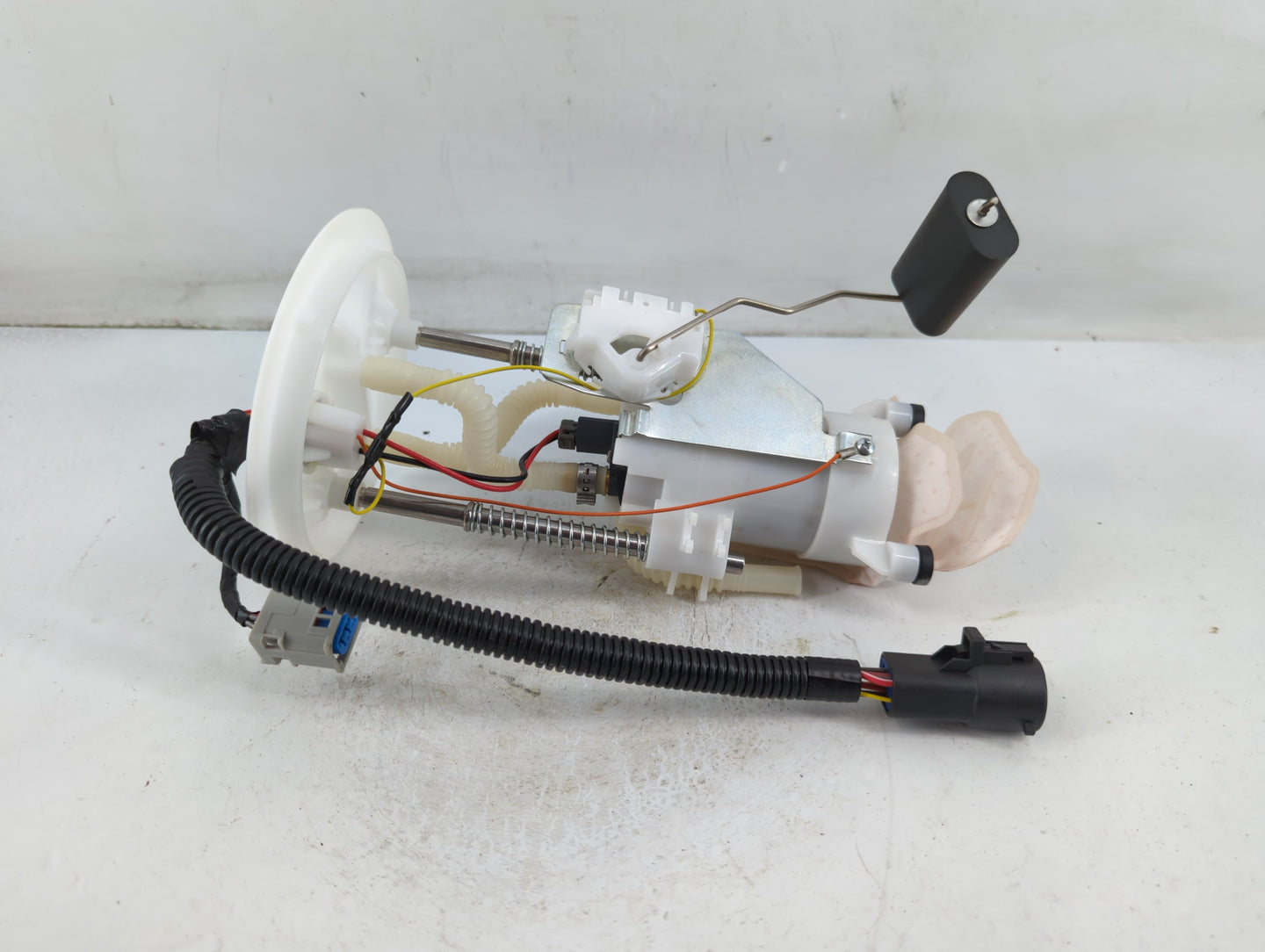 2003-2003 Ford Explorer Electrical Gas Fuel Pump Assembly - Oemusedautoparts1.com