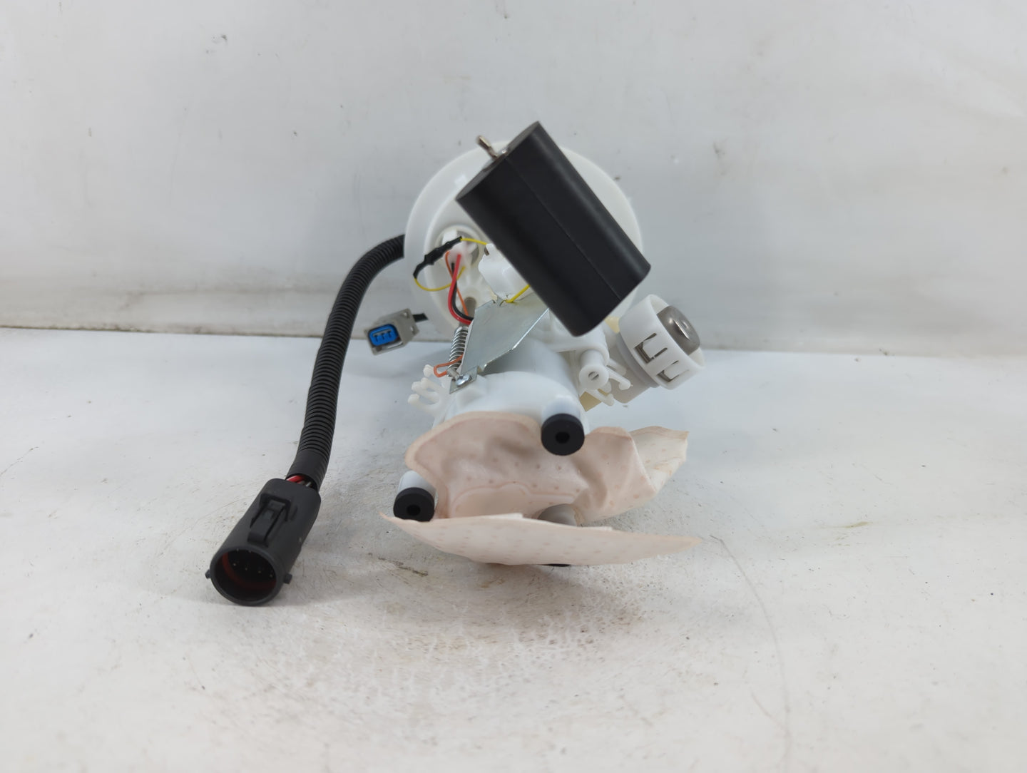 2003-2003 Ford Explorer Electrical Gas Fuel Pump Assembly - Oemusedautoparts1.com