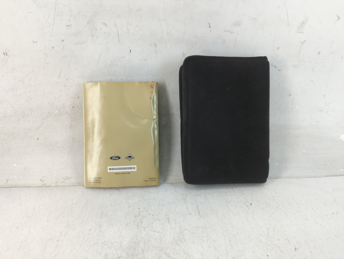 2003 Ford Explorer Owners Manual Book Guide P/N:3L2J-19A321-MA OEM Used Auto Parts - Oemusedautoparts1.com