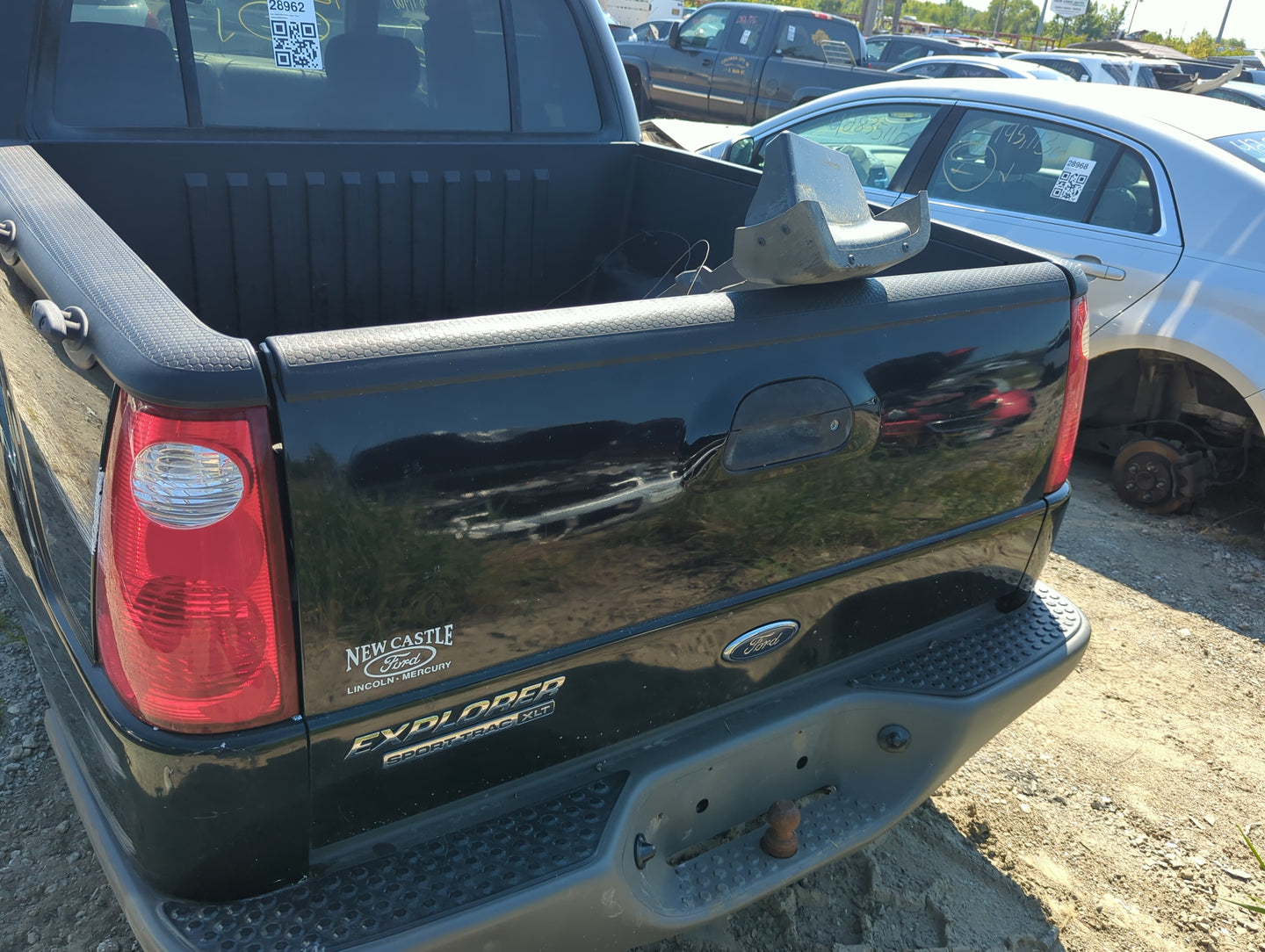 2001-2005 Ford Explorer Sport Trac Trunk/decklid/hatch/tailgate Oem - Oemusedautoparts1.com
