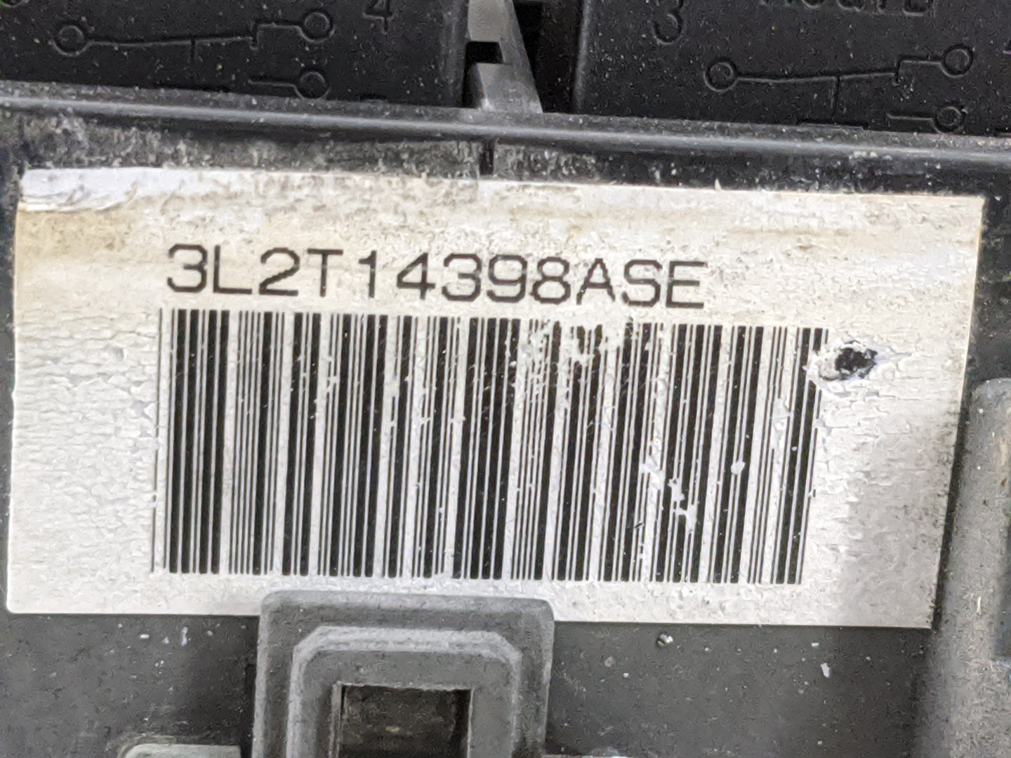 2003 Ford Explorer Sport Trac Fusebox Fuse Box Panel Relay Module P/N:3L2T14398ASE F0AB-14B192-AA Fits OEM Used Auto Parts -