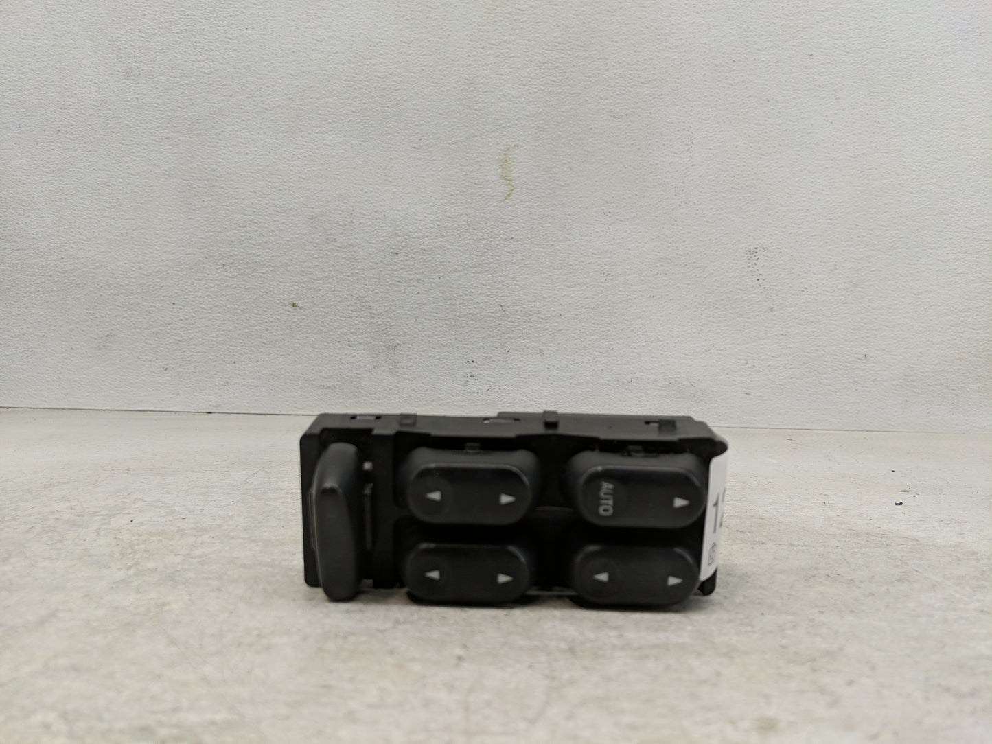 2002-2003 Ford F-150 Master Power Window Switch Replacement Driver Side Left Fits Fits 2002 2003 OEM Used Auto Parts - Oemus