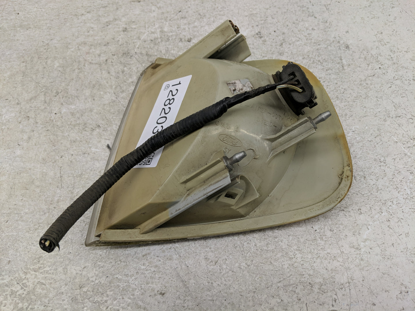1997-2003 Ford F-150 Passenger Right Oem Front Light Lamp - Oemusedautoparts1.com