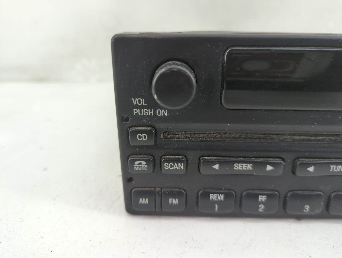 2003-2004 Ford F-150 Radio AM FM Cd Player Receiver Replacement P/N:1L3F-18C869-AA Fits Fits 2003 2004 OEM Used Auto Parts -