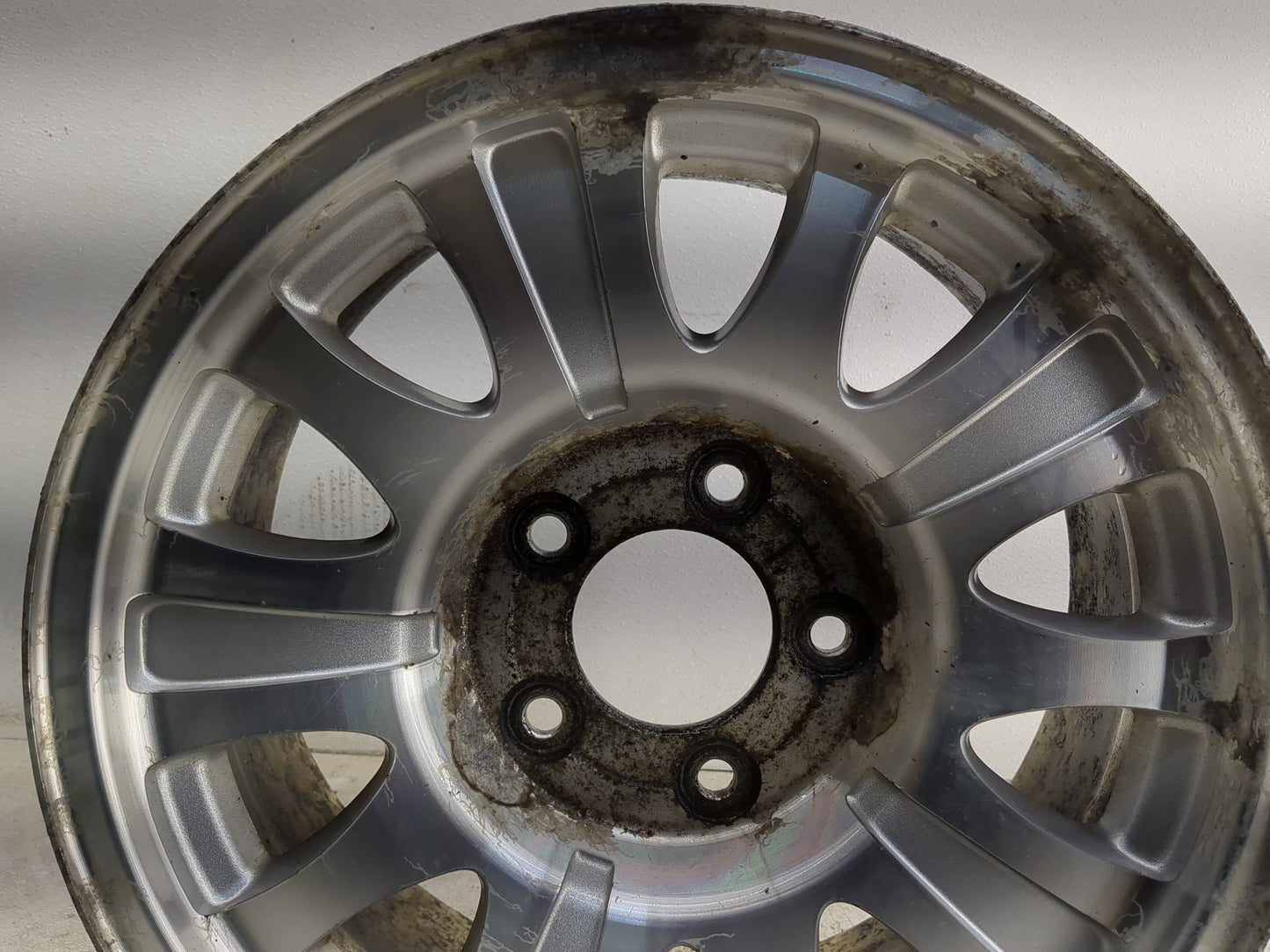 2001-2003 Ford F-150 Oem Wheel Rim - Oemusedautoparts1.com