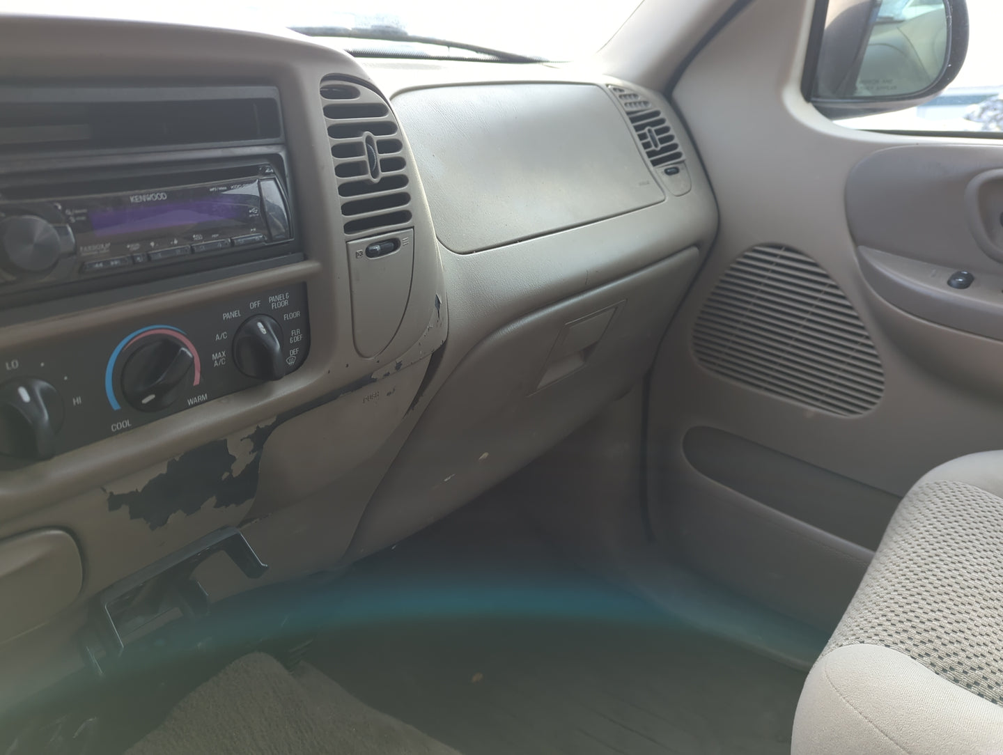 2003 Ford F-150 Passenger Glove Box Door Storage Compartment - Oemusedautoparts1.com