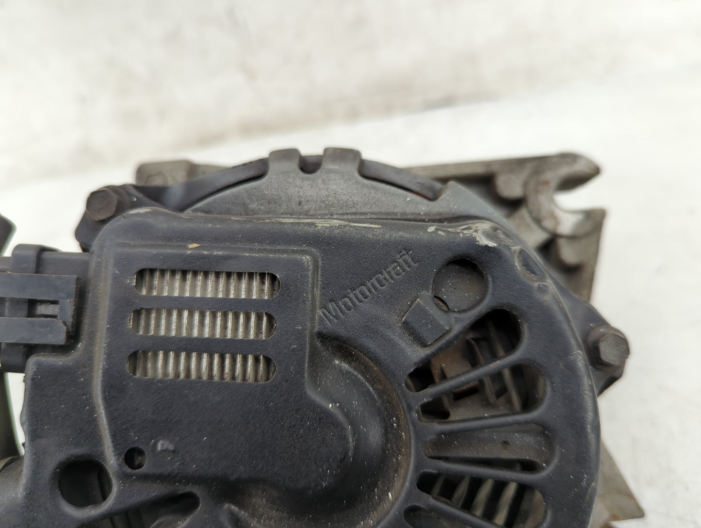 1997-2004 Ford F-150 Alternator Replacement Generator Charging Assembly Engine OEM Fits OEM Used Auto Parts - Oemusedautopar