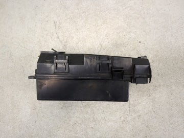 2000-2003 Ford F-150 Fusebox Fuse Box Panel Relay Module Fits Fits 2000 2001 2002 2003 OEM Used Auto Parts