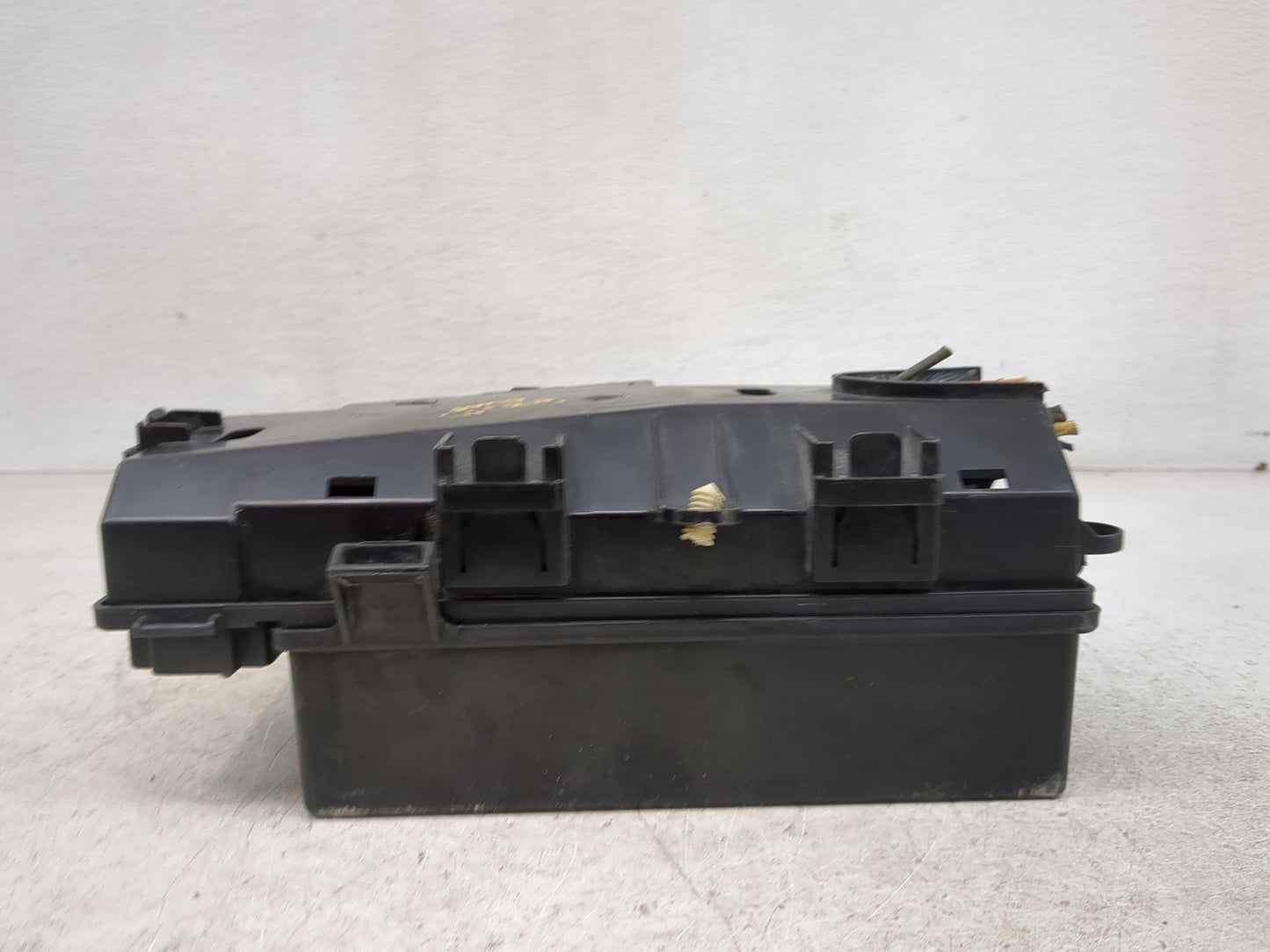 2000-2003 Ford F-150 Fusebox Fuse Box Panel Relay Module Fits Fits 2000 2001 2002 2003 OEM Used Auto Parts - Oemusedautopart