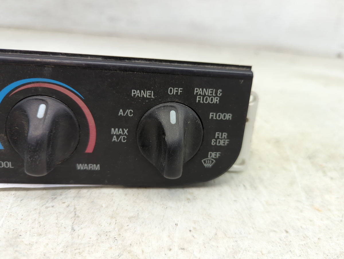 2003 Ford F-150 Climate Control Module Temperature AC/Heater Replacement P/N:YL3H-19E764-A Fits OEM Used Auto Parts - Oemuse