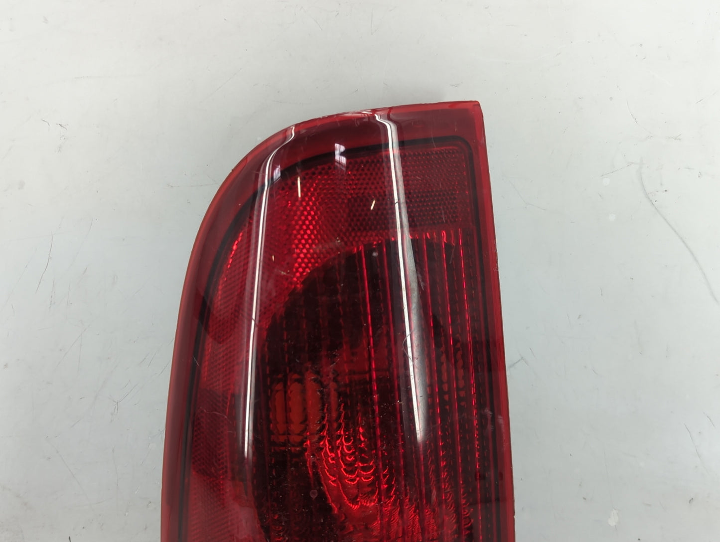 1997-2004 Ford F-150 Tail Light Assembly Passenger Right OEM Fits Fits 1997 1998 1999 2000 2001 2002 2003 2004 2005 2006 200