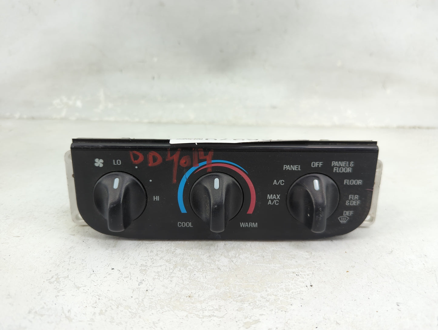 1999-2004 Ford F-150 Climate Control Module Temperature AC/Heater Replacement P/N:YL3H-19E764-A Fits OEM Used Auto Parts - O