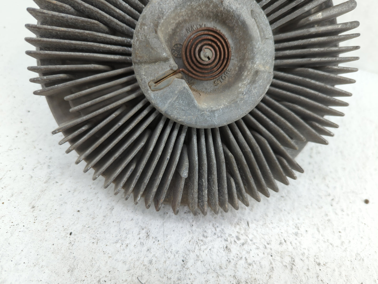 1998-2006 Ford F-150 Radiator Cooling Fan Clutch 362954 - Oemusedautoparts1.com