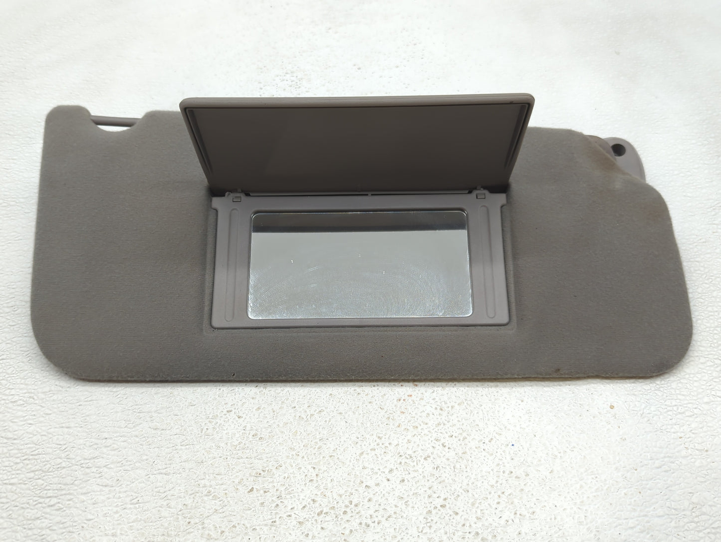 2002-2004 Ford F-150 Sun Visor Shade Replacement Passenger Right Mirror Fits Fits 2002 2003 2004 OEM Used Auto Parts - Oemus