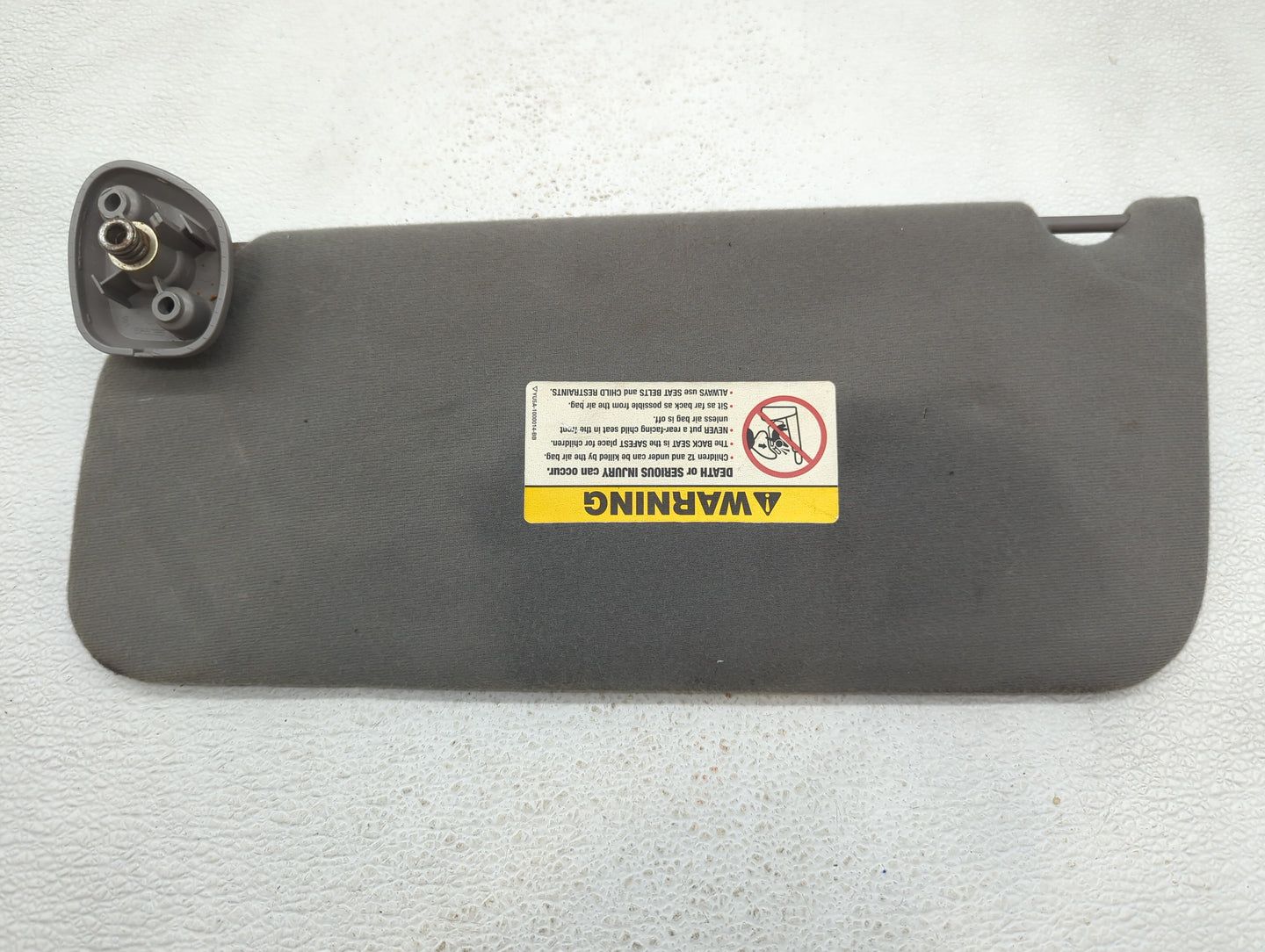 2002-2004 Ford F-150 Sun Visor Shade Replacement Passenger Right Mirror Fits Fits 2002 2003 2004 OEM Used Auto Parts - Oemus