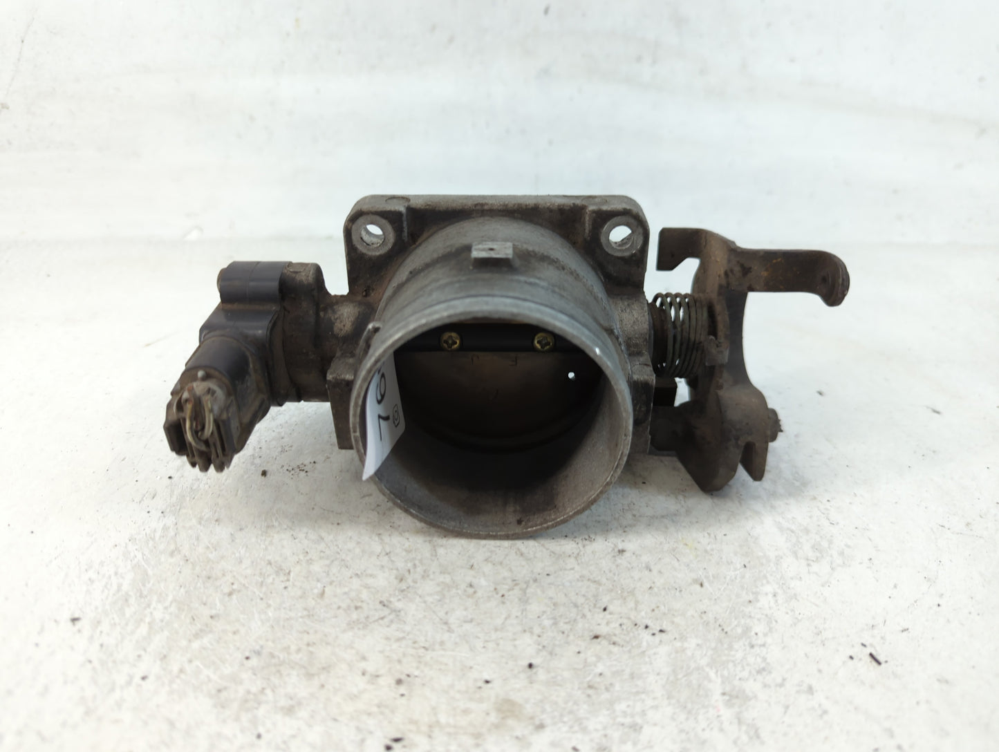 2000-2004 Ford F-150 Throttle Body Fits Fits 2000 2001 2002 2003 2004 OEM Used Auto Parts - Oemusedautoparts1.com