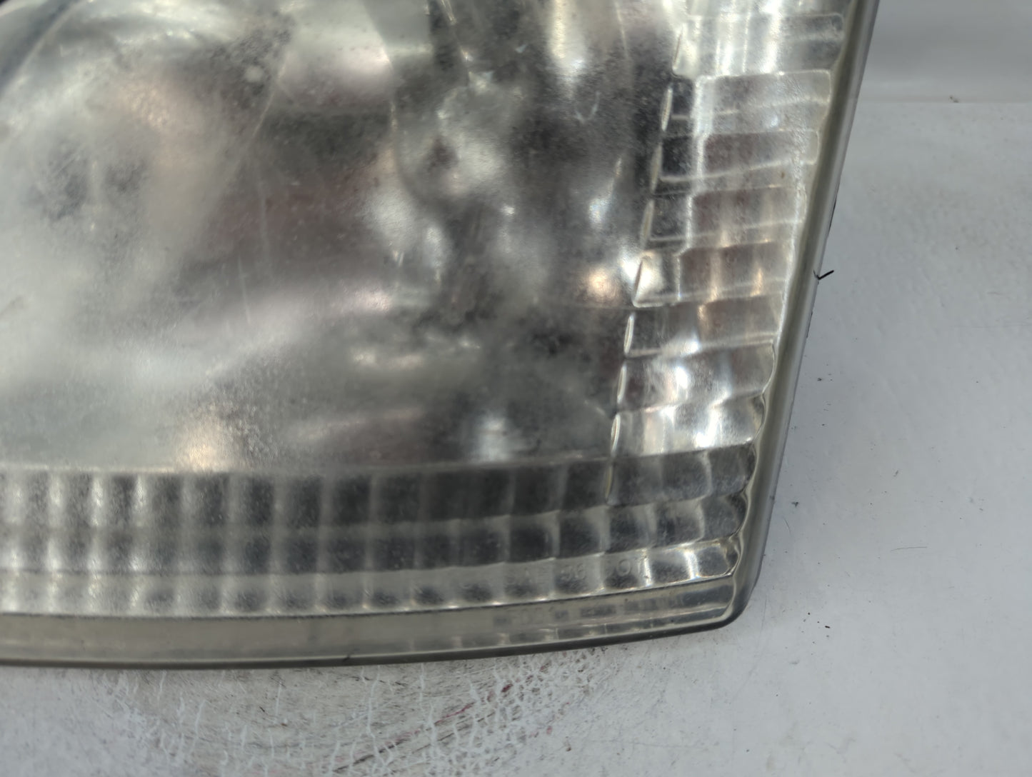 2003 Ford F-150 Driver Left Oem Head Light Headlight Lamp - Oemusedautoparts1.com