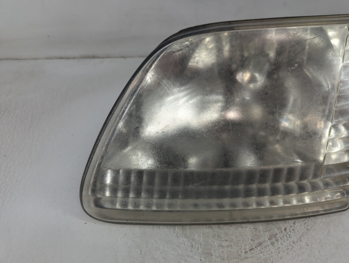 2003 Ford F-150 Driver Left Oem Head Light Headlight Lamp - Oemusedautoparts1.com