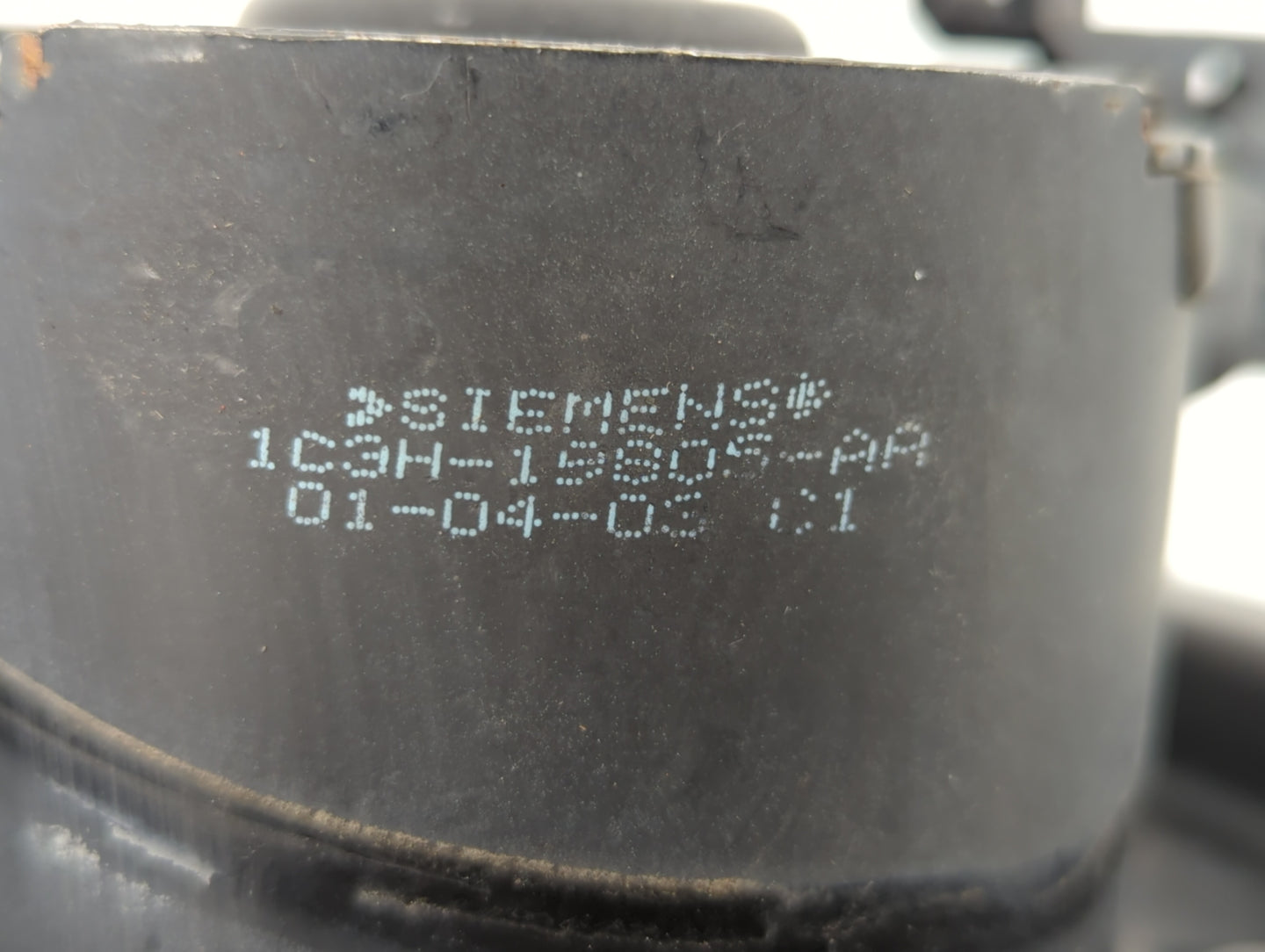 2000-2007 Ford F-250 Rear Heater AC Blower Motor P/N:1C3H19805-AA Fits Fits 2000 2001 2002 2003 2004 2005 2006 2007 OEM Used