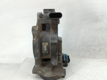 2003-2004 Ford F-250 Super Duty Throttle Body P/N:25360025 Fits Fits 2003 2004 OEM Used Auto Parts