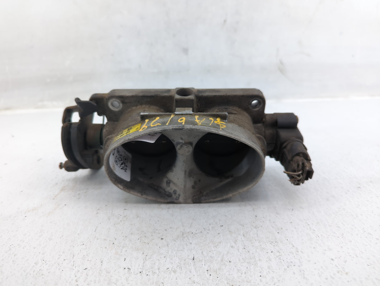2003 Ford F-250 Super Duty Throttle Body P/N:2C3U-AA Fits OEM Used Auto Parts - Oemusedautoparts1.com