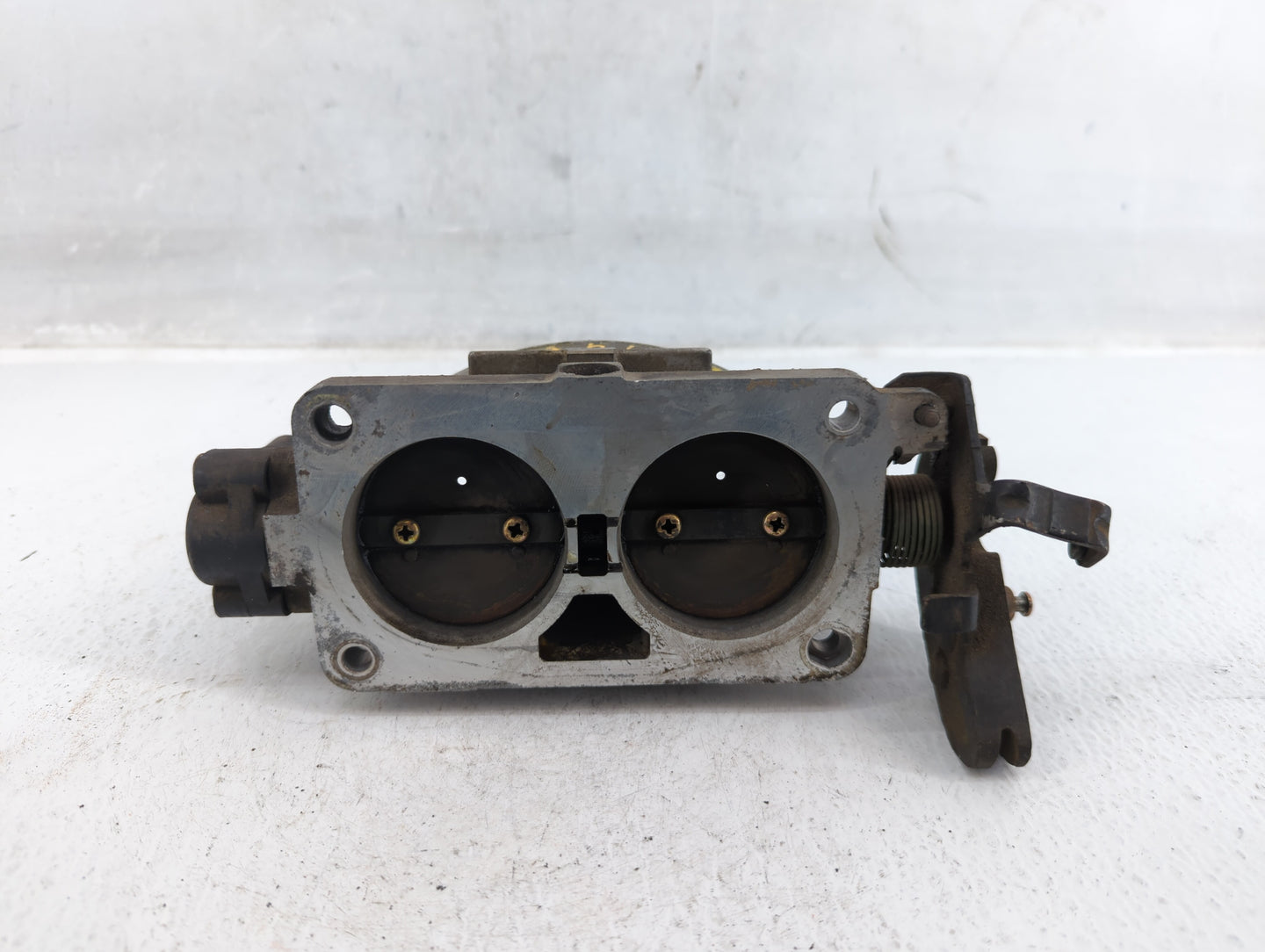 2003 Ford F-250 Super Duty Throttle Body P/N:2C3U-AA Fits OEM Used Auto Parts - Oemusedautoparts1.com