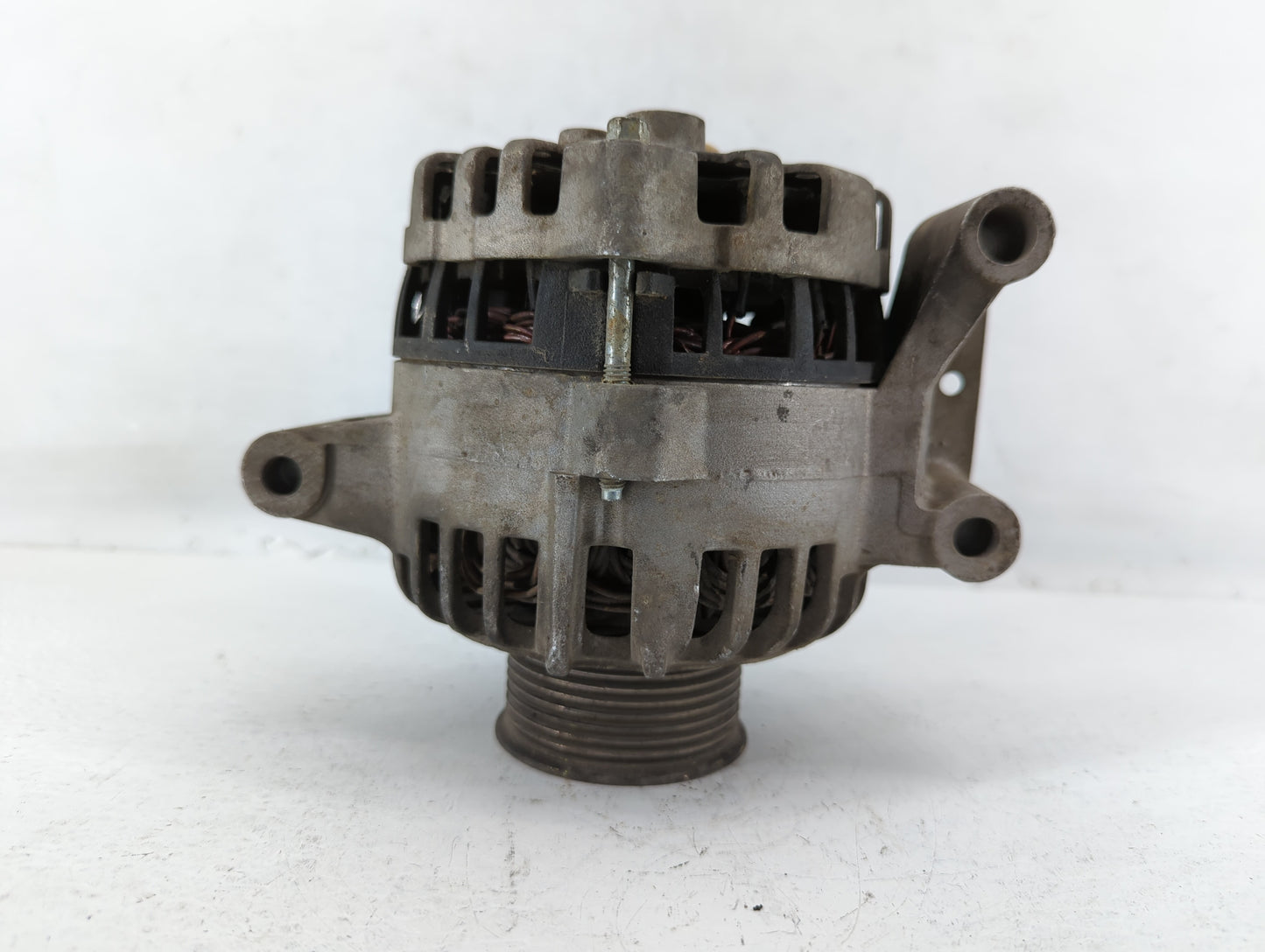 2003-2007 Ford F-250 Super Duty Alternator Replacement Generator Charging Assembly Engine OEM P/N:73 16187 Fits OEM Used Aut
