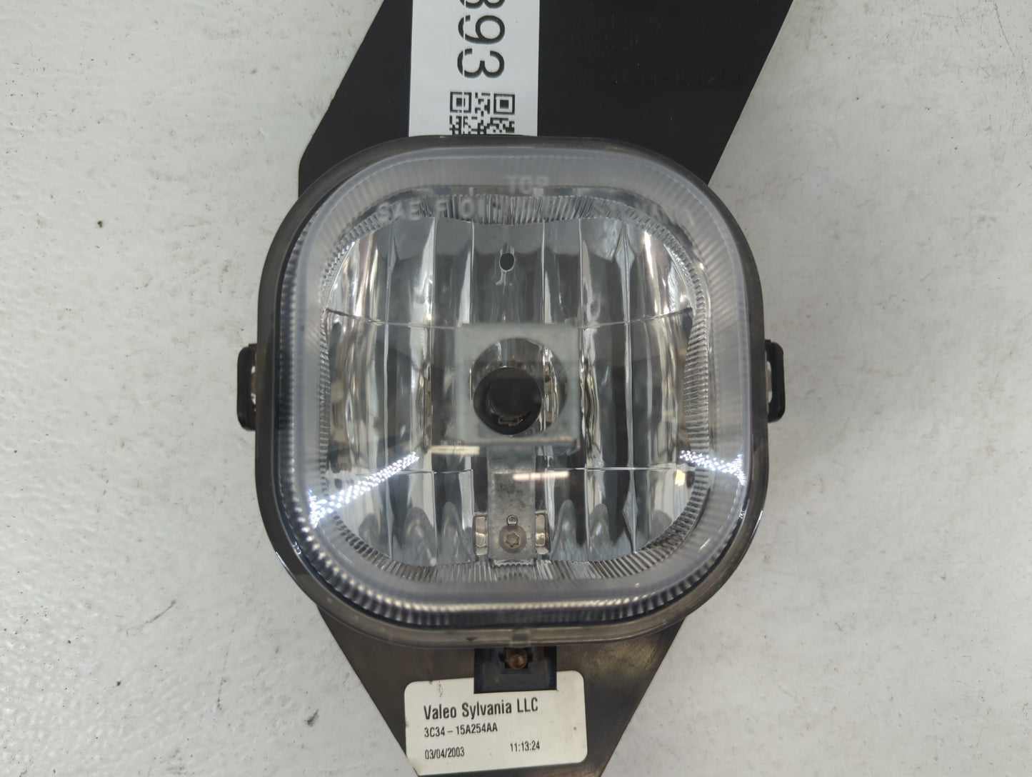 2001-2004 Ford F-250 Super Duty Passenger Right Oem Fog Light Lamp - Oemusedautoparts1.com