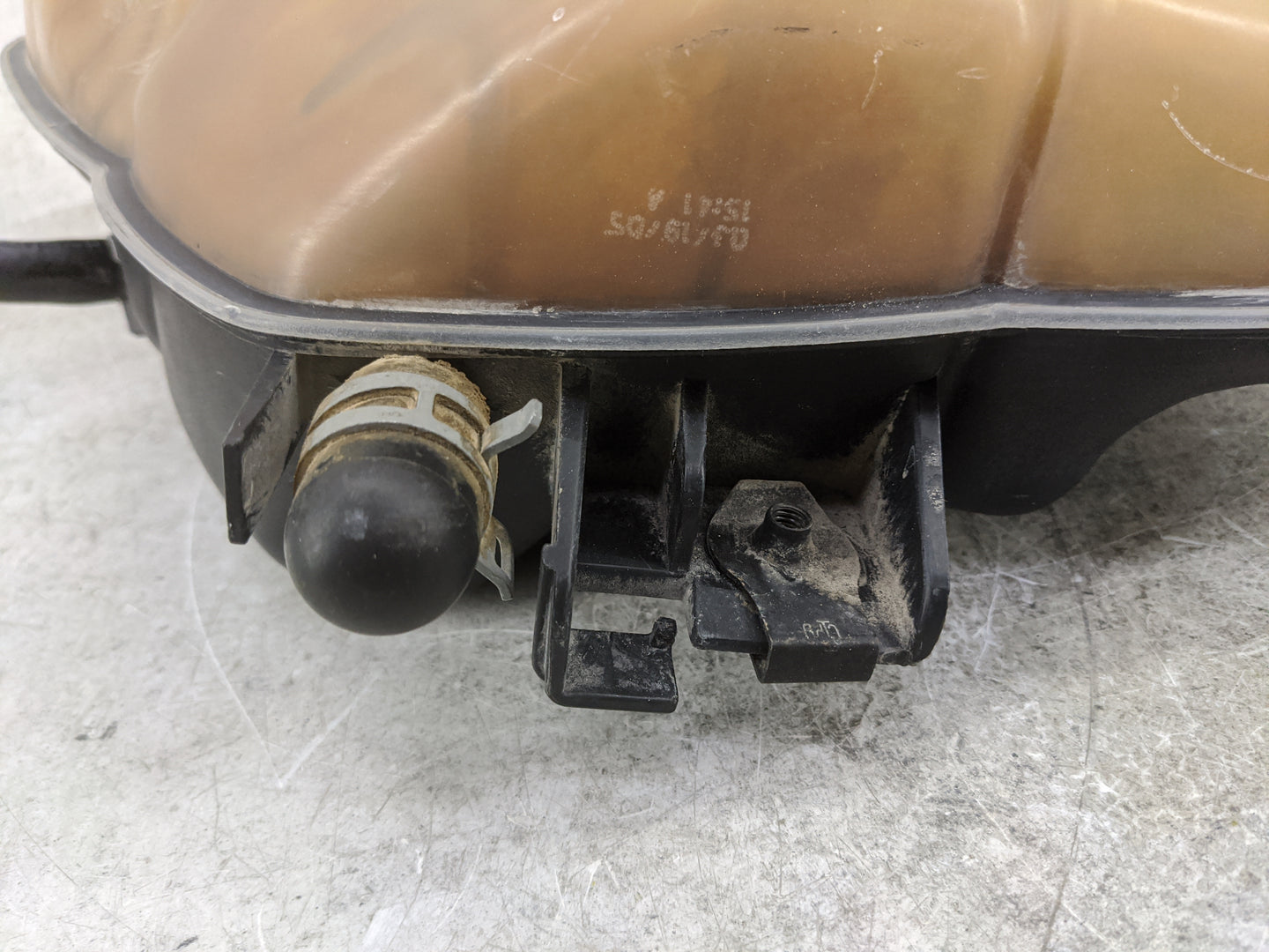 2003 F-350 Super Duty Radiator Coolant Overflow Expansion Tank Bottle - Oemusedautoparts1.com