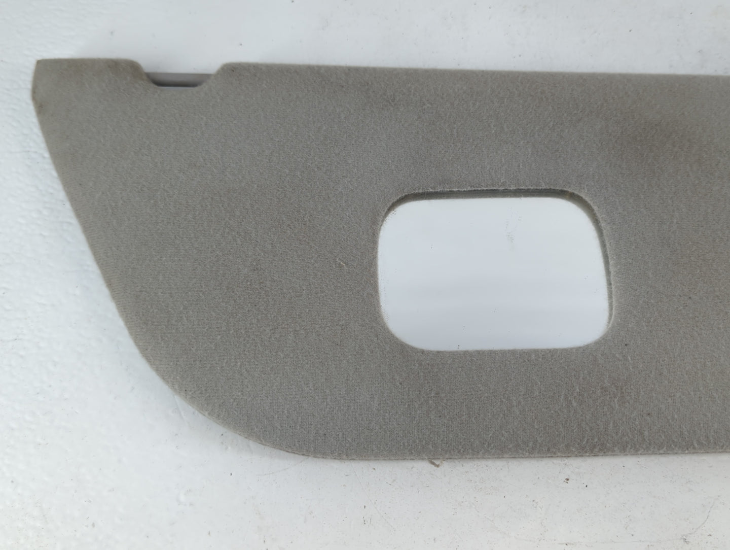 2003 Ford F-350 Super Duty Sun Visor Shade Replacement Passenger Right Mirror Fits Fits 2002 2004 OEM Used Auto Parts - Oemu