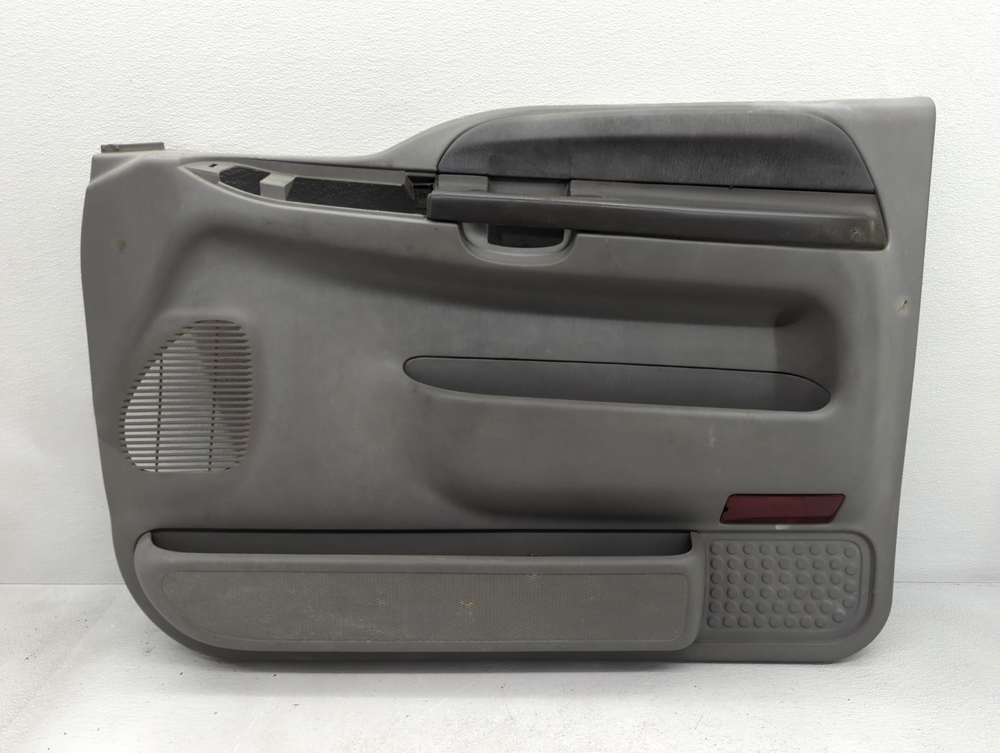 2003 Ford F-350 Super Duty Front Right Passenger Interior Door Panel Trim - Oemusedautoparts1.com