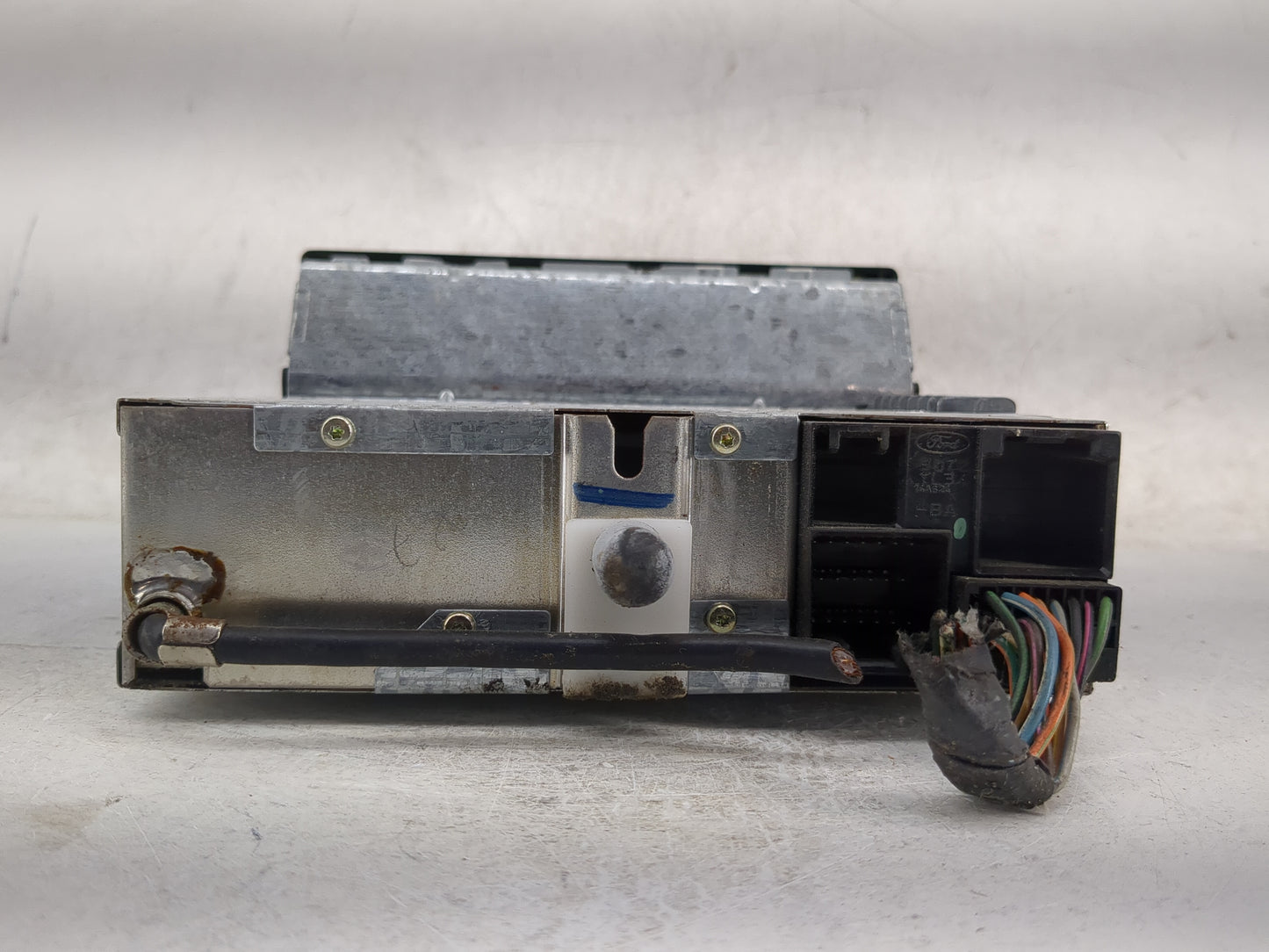 2003 Ford F150 Radio AM FM Cd Player Receiver Replacement P/N:3L3T-18C815-CA JA049556 Fits Fits 1999 2000 2001 2002 2004 OEM