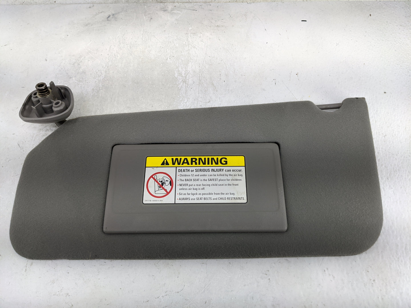 2003 Ford F150 Sun Visor Shade Replacement Driver Left Mirror Fits Fits 2002 2004 OEM Used Auto Parts - Oemusedautoparts1.co