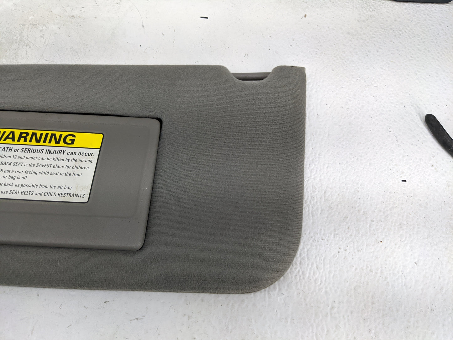 2003 Ford F150 Sun Visor Shade Replacement Driver Left Mirror Fits Fits 2002 2004 OEM Used Auto Parts - Oemusedautoparts1.co