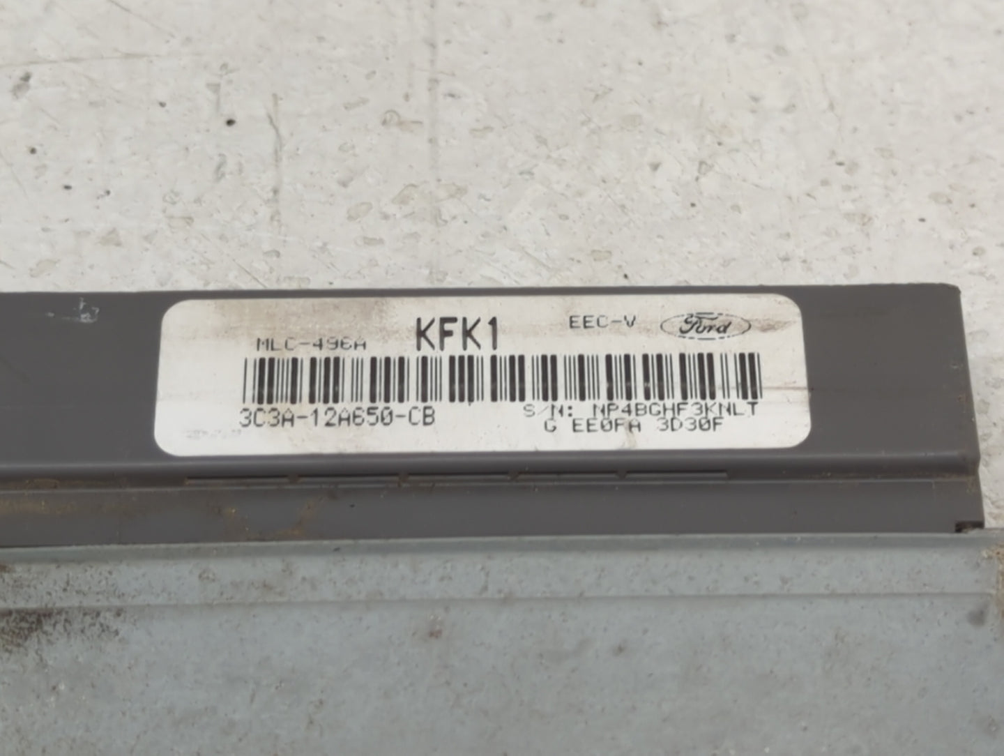 2003 Ford F250sd PCM Engine Control Computer ECU ECM PCU OEM P/N:3C3A-12A650-CB KFK1 Fits OEM Used Auto Parts - Oemusedautop