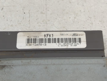 2003 Ford F250sd PCM Engine Control Computer ECU ECM PCU OEM P/N:3C3A-12A650-CB KFK1 Fits OEM Used Auto Parts