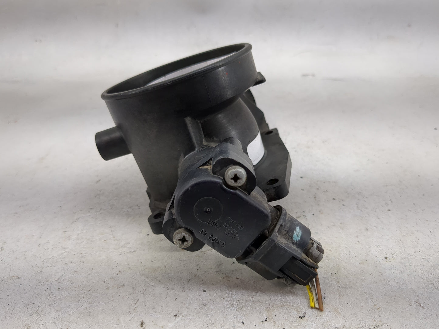 2003 Ford Focus Throttle Body Fits OEM Used Auto Parts - Oemusedautoparts1.com