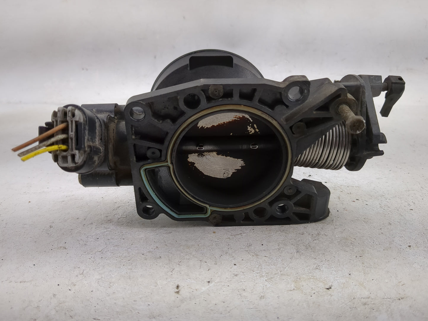 2003 Ford Focus Throttle Body Fits OEM Used Auto Parts - Oemusedautoparts1.com