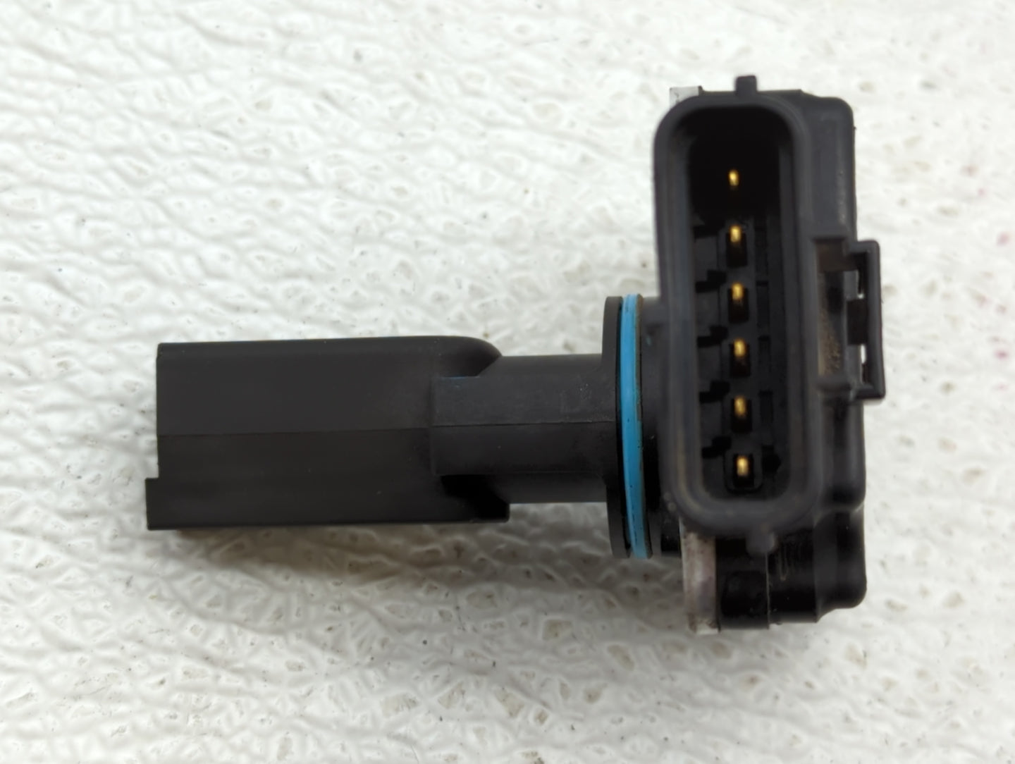 2000-2004 Ford Focus Mass Air Flow Meter Maf - Oemusedautoparts1.com