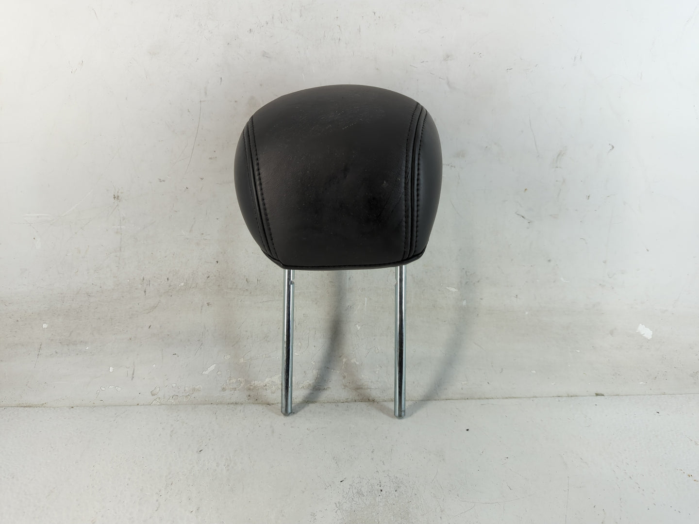 2003 Ford Focus Headrest Head Rest Rear Center Seat Fits OEM Used Auto Parts - Oemusedautoparts1.com