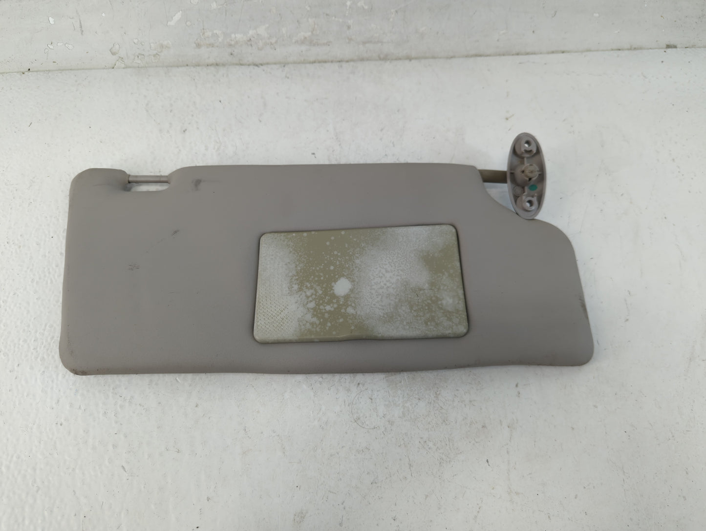 2000-2004 Ford Focus Sun Visor Shade Replacement Passenger Right Mirror Fits Fits 2000 2001 2002 2003 2004 OEM Used Auto Par