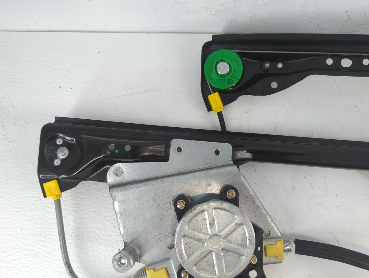 2003 Ford Focus Used Window Regulator Passenger Front - Oemusedautoparts1.com