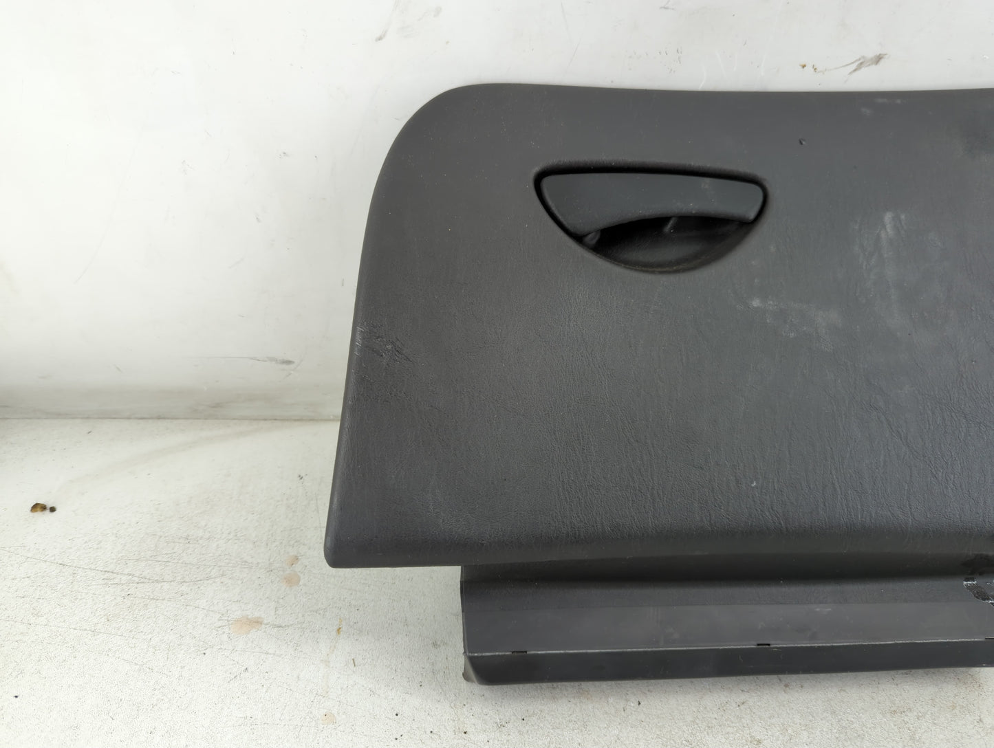 2003 Ford Focus Passenger Glove Box Door Storage Compartment - Oemusedautoparts1.com