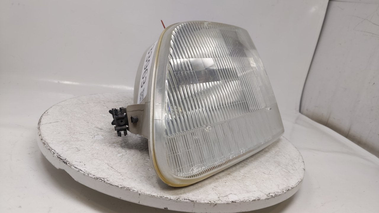 2003 Ford F 150 Driver Left Oem Head Light Lamp  R8s40b23 - Oemusedautoparts1.com