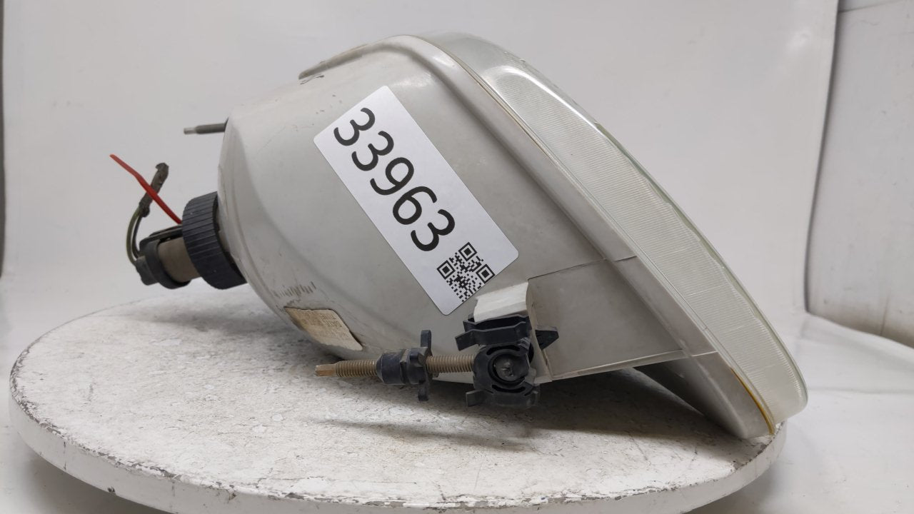 2003 Ford F 150 Driver Left Oem Head Light Lamp  R8s40b23 - Oemusedautoparts1.com