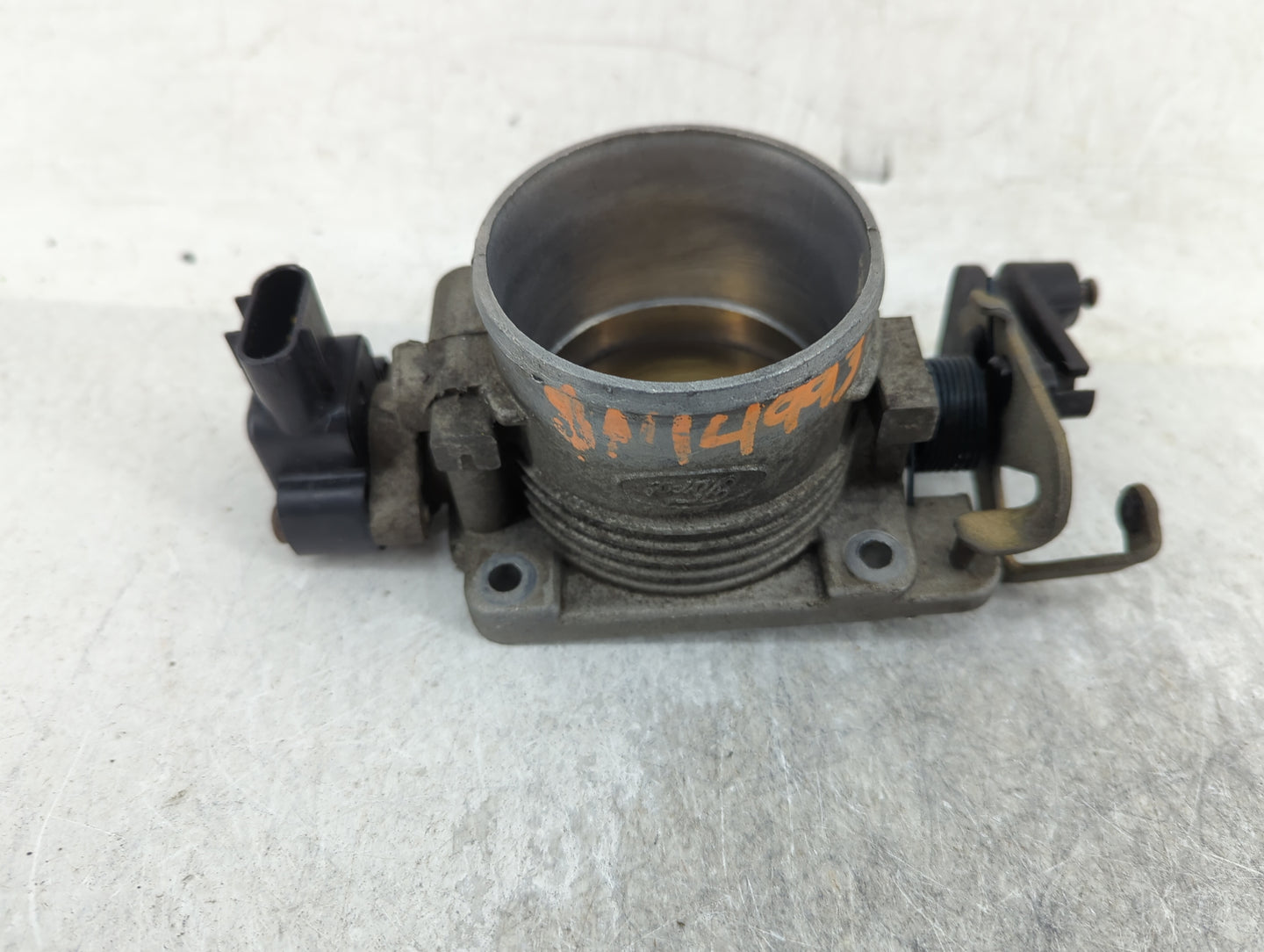 2002-2004 Ford Mustang Throttle Body Fits Fits 2002 2003 2004 OEM Used Auto Parts - Oemusedautoparts1.com