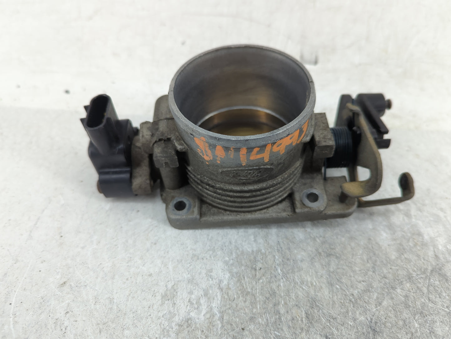 2002-2004 Ford Mustang Throttle Body Fits Fits 2002 2003 2004 OEM Used Auto Parts - Oemusedautoparts1.com