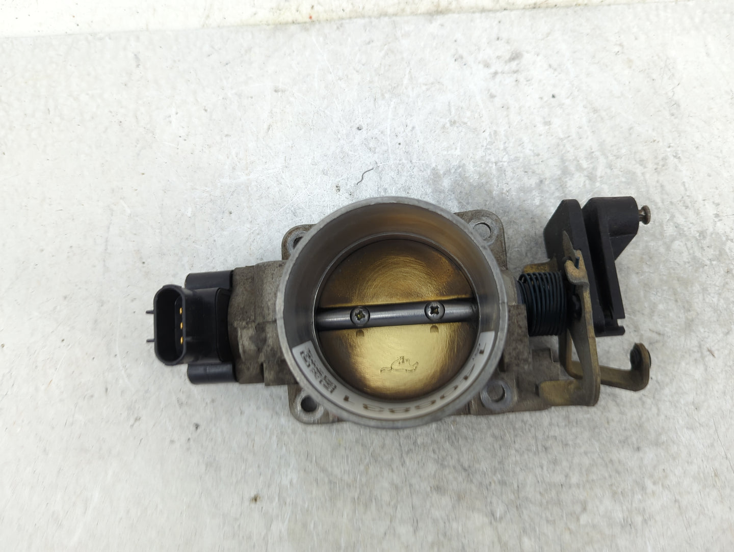 2002-2004 Ford Mustang Throttle Body Fits Fits 2002 2003 2004 OEM Used Auto Parts - Oemusedautoparts1.com