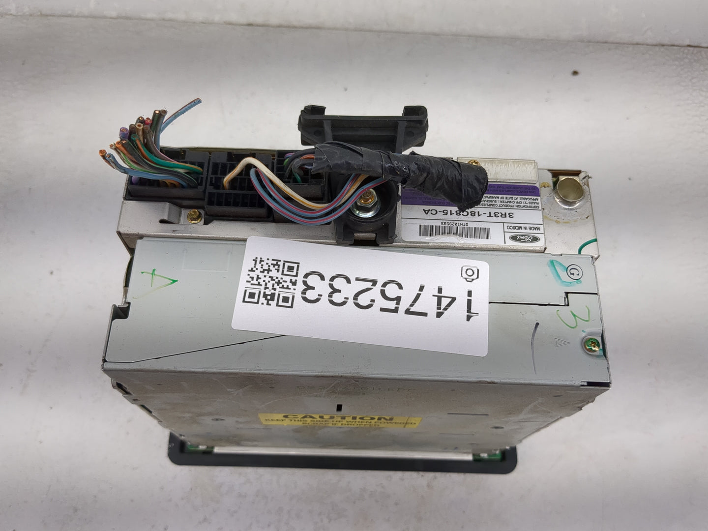 2001-2004 Ford Mustang Radio AM FM Cd Player Receiver Replacement P/N:3R3T-18C815-CA Fits Fits 2001 2002 2003 2004 OEM Used 