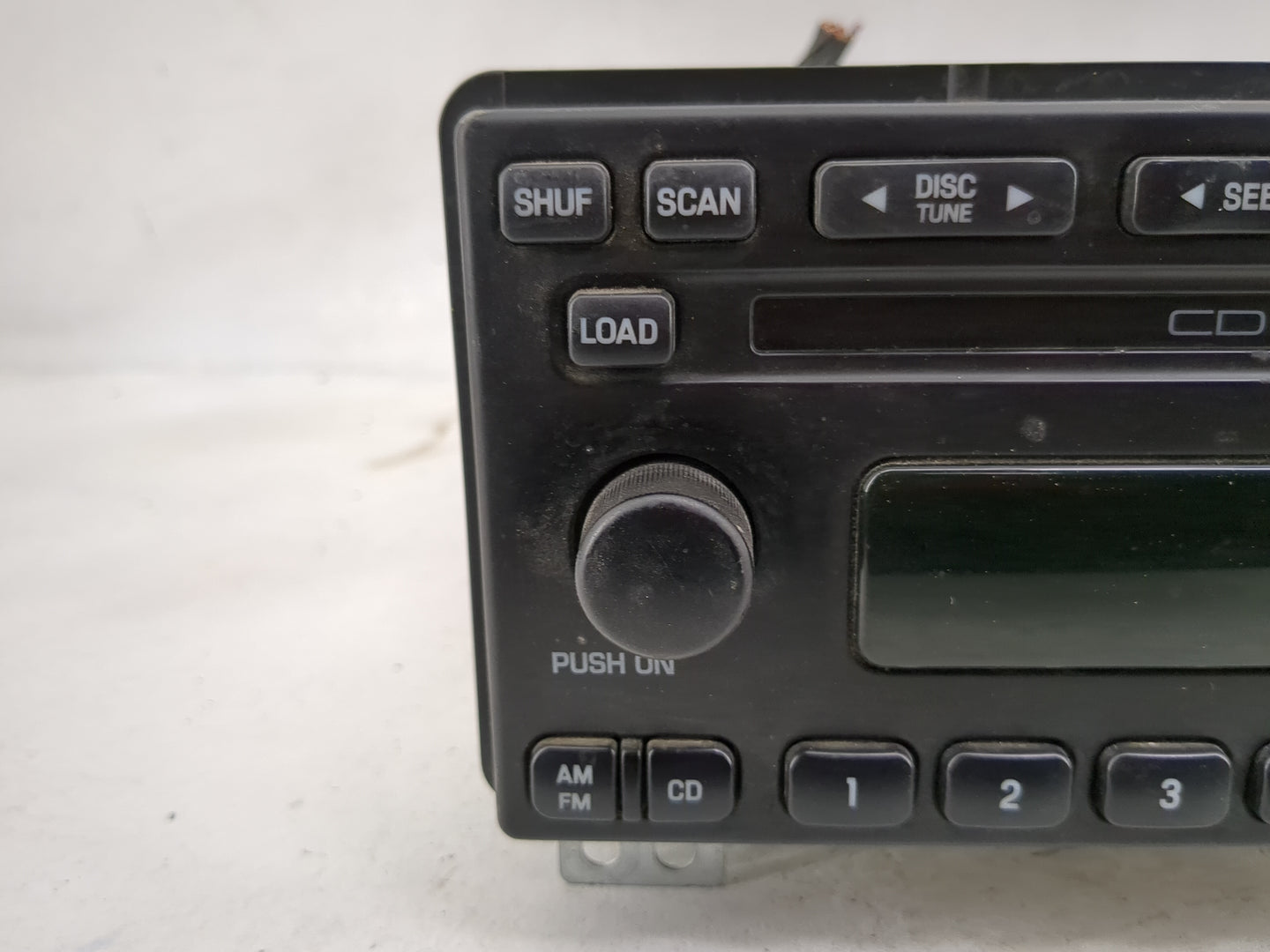 2001-2004 Ford Mustang Radio AM FM Cd Player Receiver Replacement P/N:1R3F-18C815-AD YL2F-18C821-AH Fits Fits 2001 2002 2003